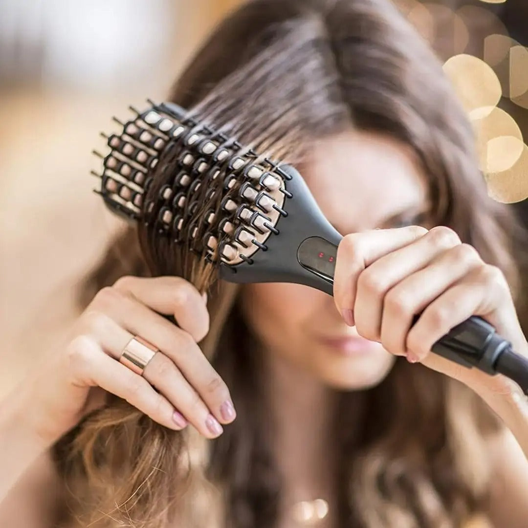 Remington Hair Straightener Brush CB7400